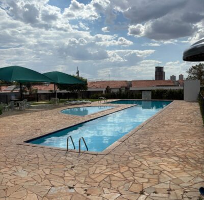 CASA COM 03 QUARTOS, SENDO 01 SUÍTE – CONDOMÍNIO TERRA NOVA